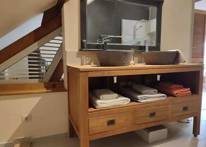 ベッド・アンド・ブレックファスト L 'anima Bb & Table D'hote Helecine